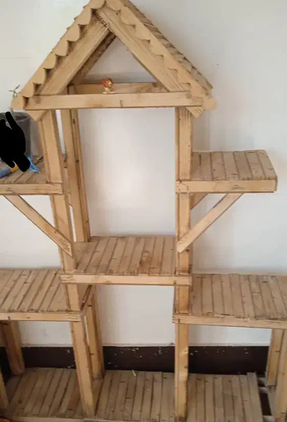 قفسه.شلف. چوبی زیبا.|کتابخانه، شلف، قفسههای دیواری|دوگنبدان, |دیوار