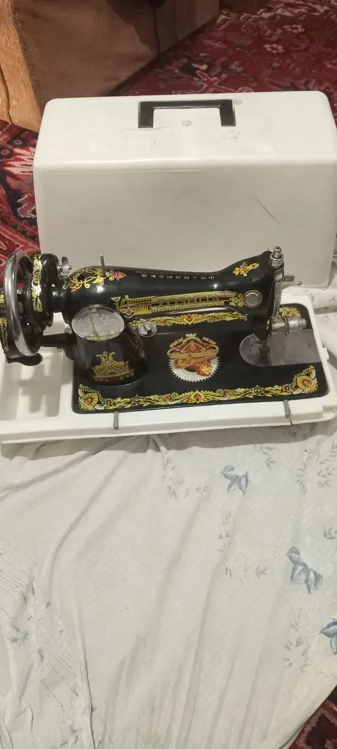 چرخ خیاطی شیرنشان قدیمی|چرخ خیاطی و ریسندگی|مراغه, |دیوار