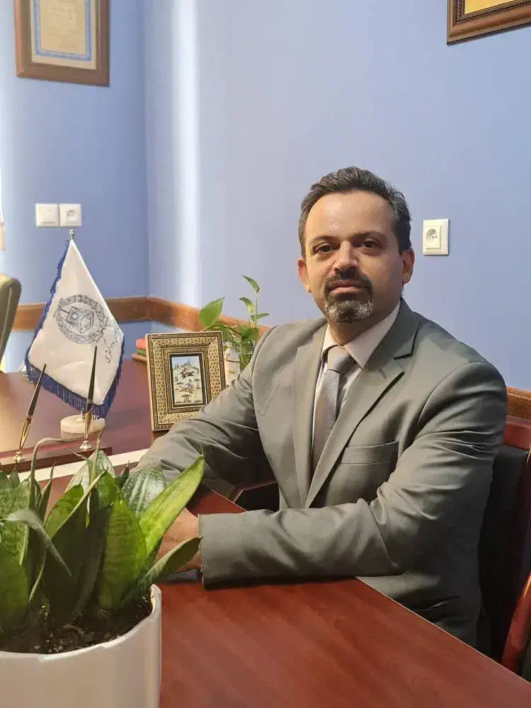 وکیل دادگستری و خدمات حقوقی|خدمات مالی، حسابداری، بیمه|تهران, جمال‌زاده|دیوار