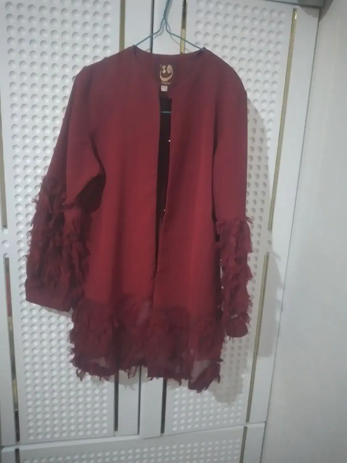 تعدادی لباس نو|لباس|اردبیل, |دیوار