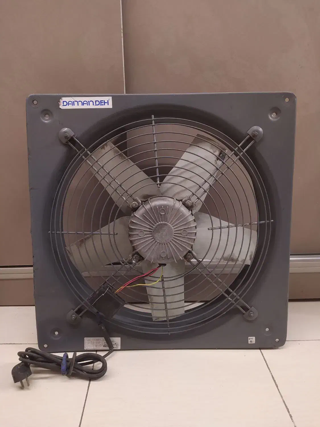 فن دمنده ۶۰x۶۰|پنکه و تصفیه‌کنندهٔ هوا|تهران, دولاب|دیوار