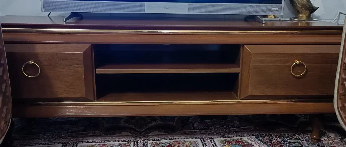 اینه و کنسول|بوفه، ویترین، کنسول|گلستان (تهران), |دیوار