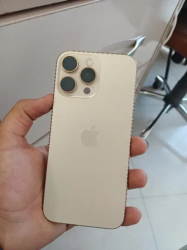 اپل iPhone 16 Pro Max با حافظهٔ ۲۵۶ گیگابایت|موبایل|گرمسار, |دیوار