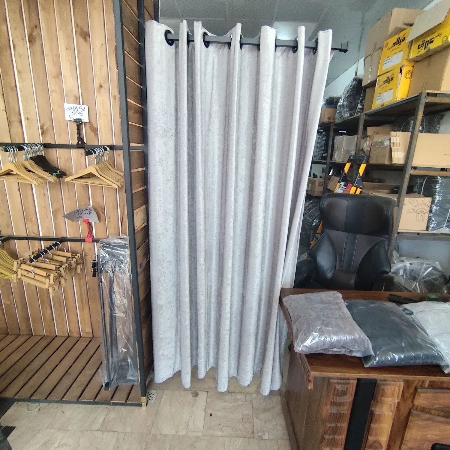 پرده اتاق پرو با لوله ال و یو عمده و تکی|فروشگاه و مغازه|ماهدشت, |دیوار