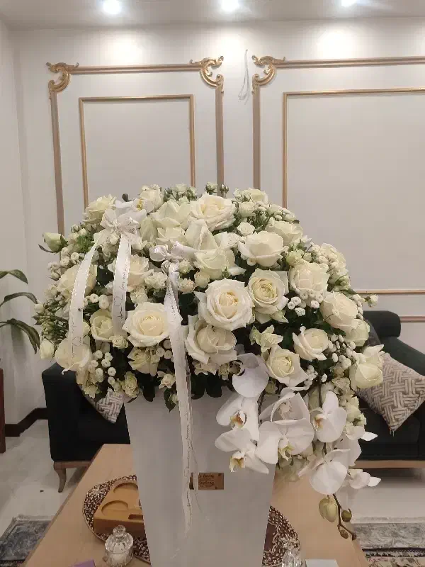 گل رز و ارکیده|گل و گیاه طبیعی|تهران, اختیاریه|دیوار