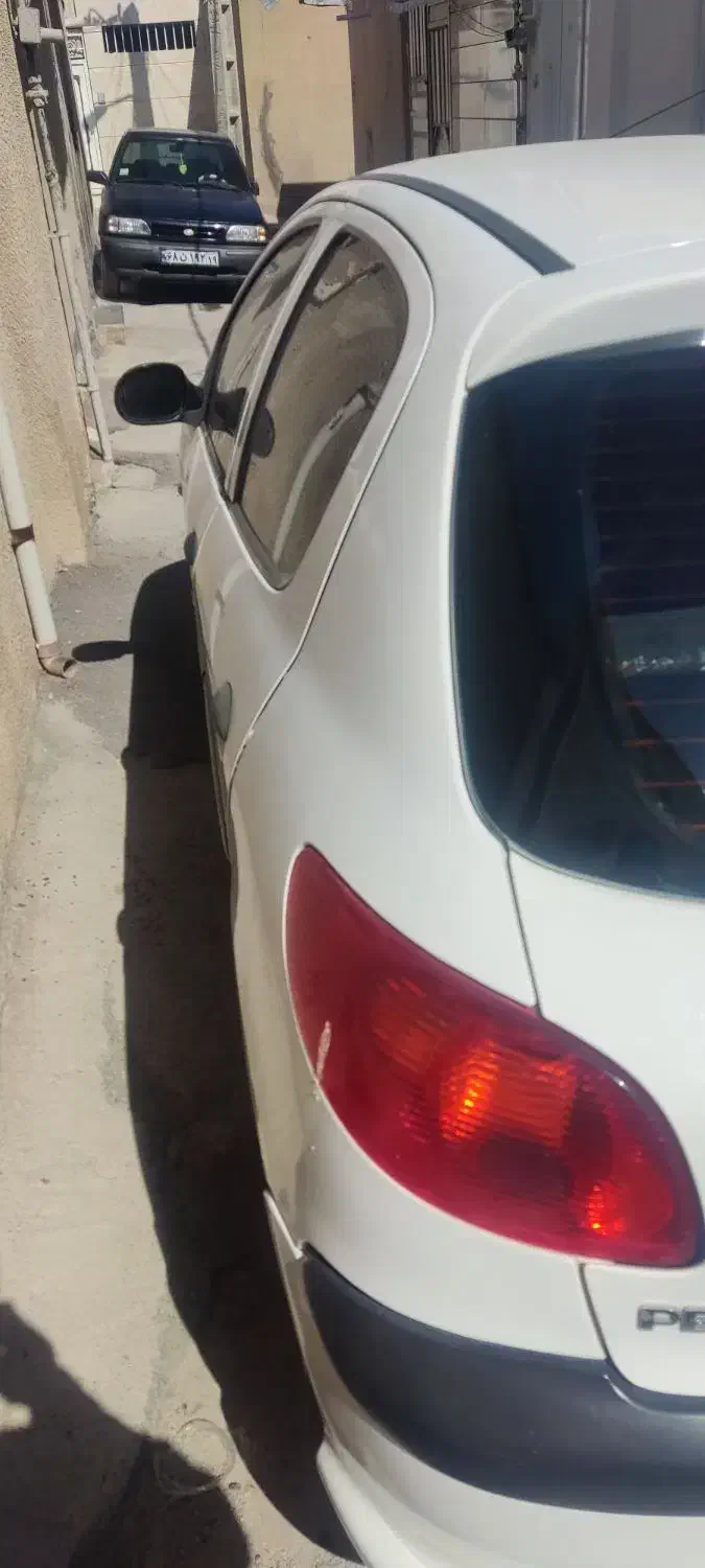 ماشین ۲۰۶ تیپ ۲ مدل ۹۸|خودرو سواری و وانت|کرمانشاه, |دیوار