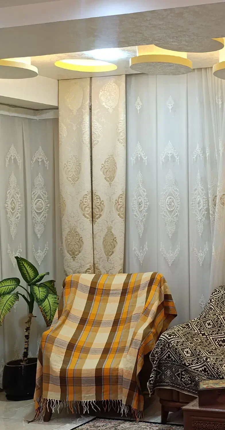 شال پرده تمیز و در حد نو|پرده، رانر، رومیزی|تبریز, |دیوار