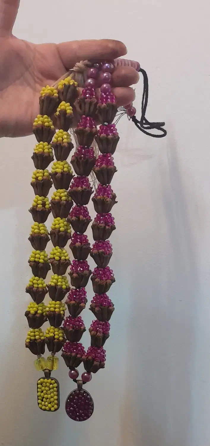 گردنبند میخک با کریستال|جواهرات|صدرا-فارس, فاز ۱|دیوار