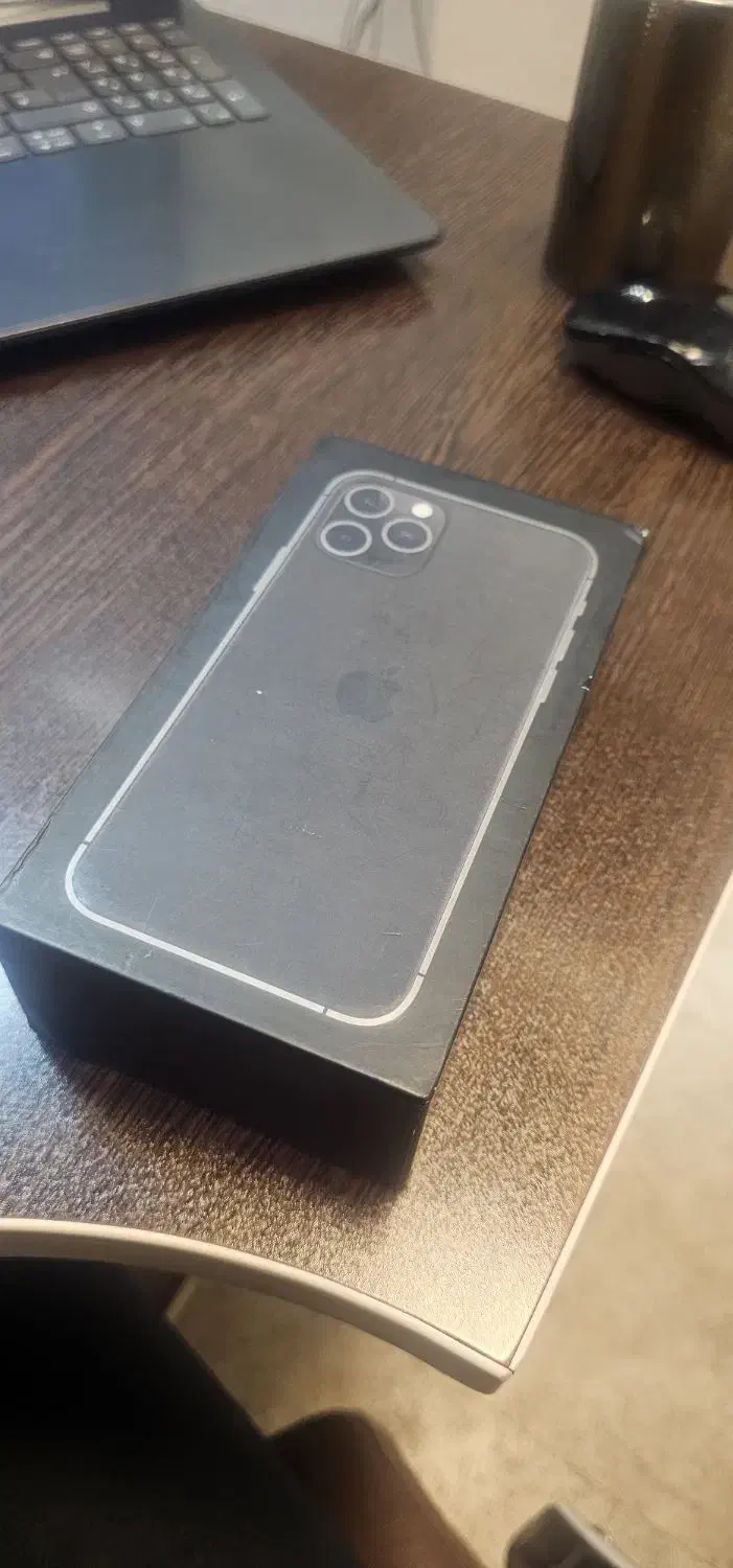 ایفون ۱۱ پرو ۲۵۶ سالم بدون خط و خش|موبایل|تهران, نمایشگاه بین المللی|دیوار