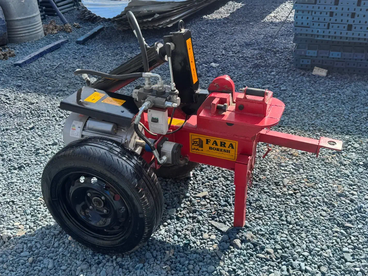 ویبره جک سقفی لوازم داربست قالب بتن جک قالب|عمده‌فروشی|اصفهان, نقش جهان|دیوار