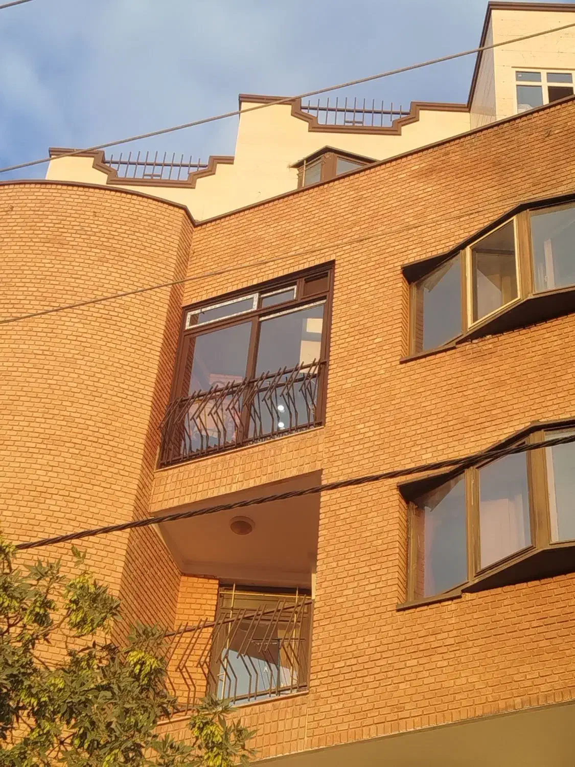 کرکره برقی جک بازویی پنجره دوجداره یو پی وی سی|مصالح و تجهیزات ساختمان|همدان, |دیوار