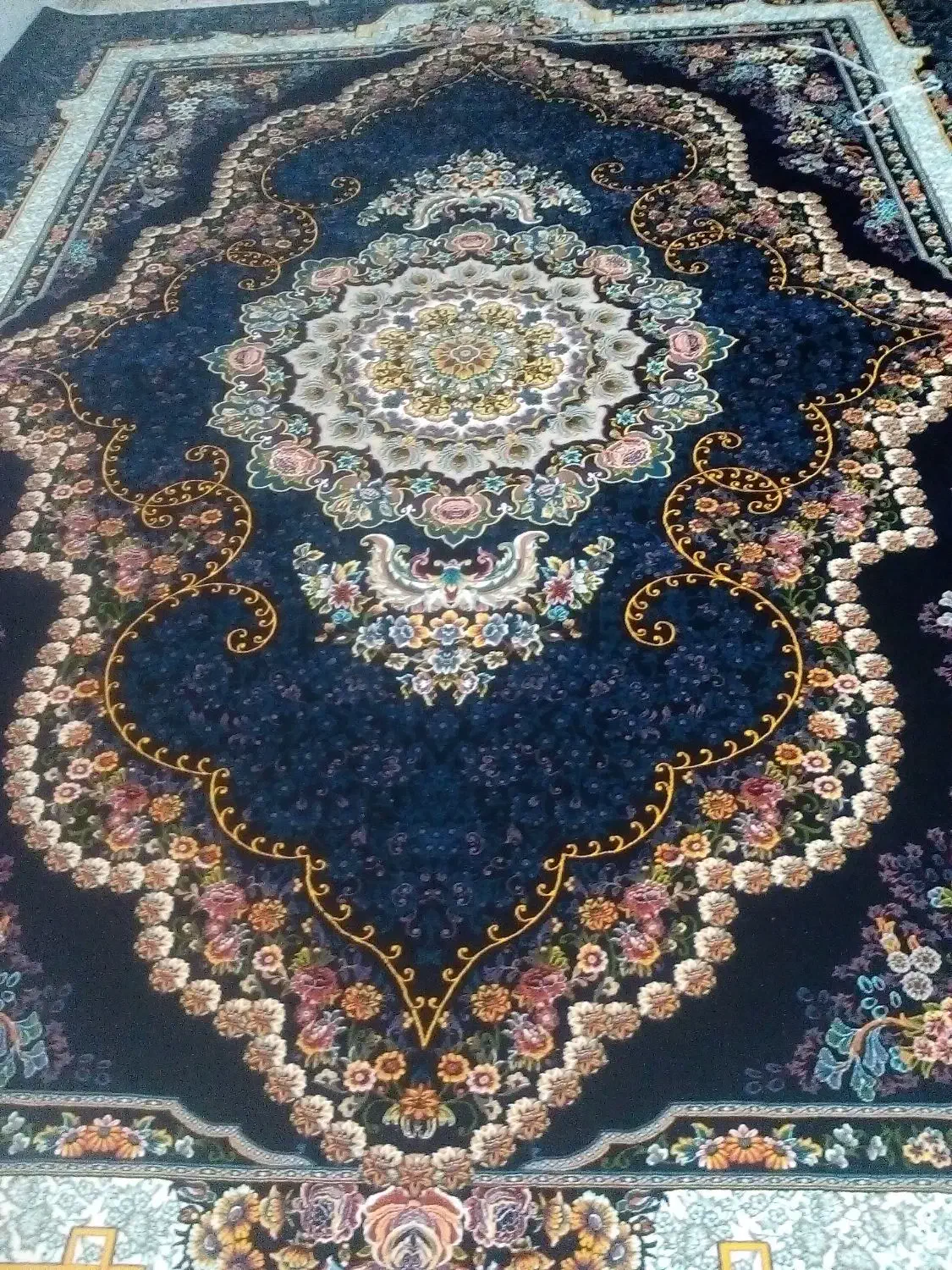 فرش 12 متری|فرش|مرودشت, ابوذر شمالی‎|دیوار