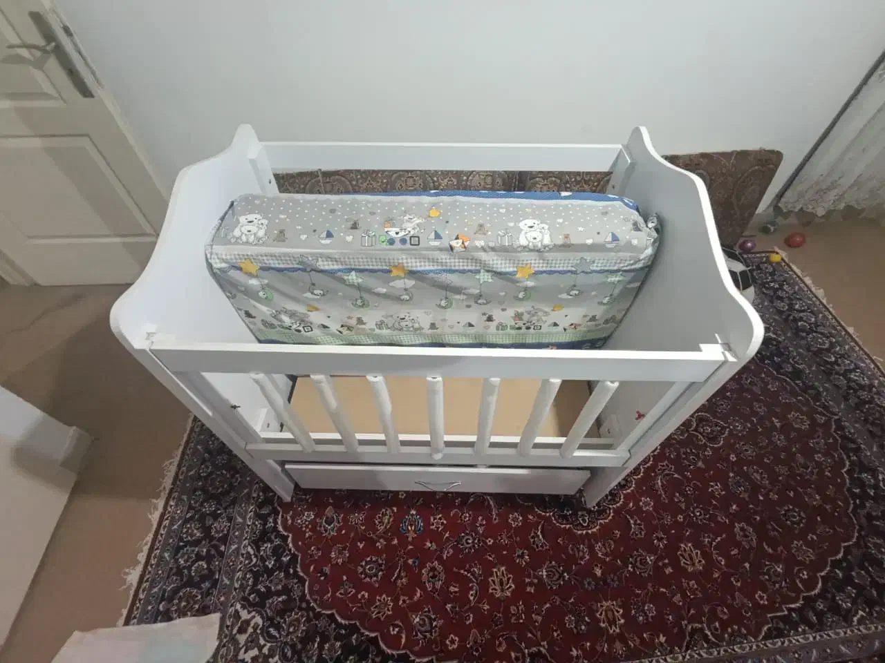 تخت کودک|تخت و صندلی بچه|سنندج, |دیوار