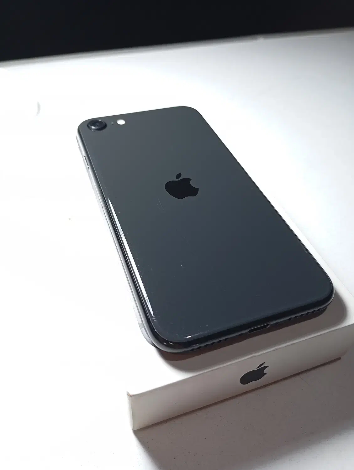 آیفون se2020|موبایل|تهران, تهرانسر شرقی|دیوار