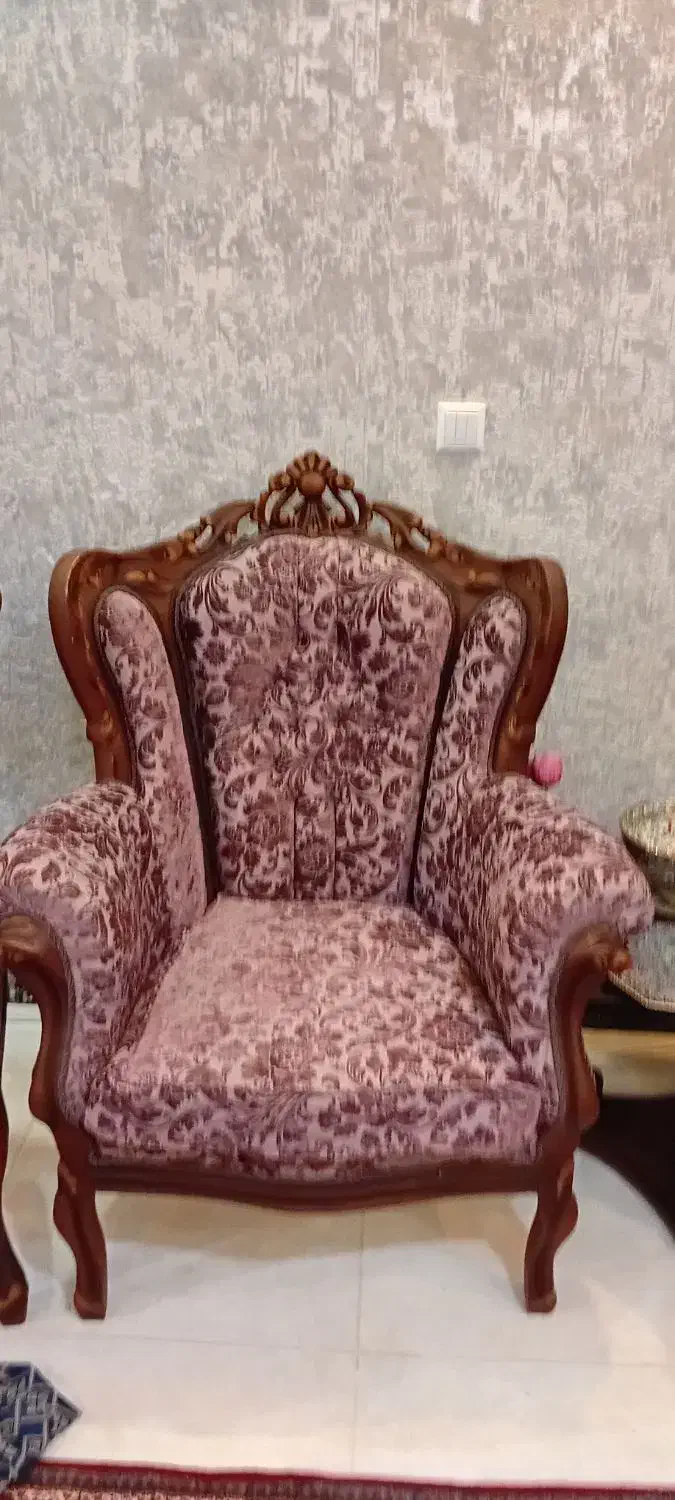 وسیله منزل|مبلمان خانگی و میز عسلی|اندیشه, اندیشه فاز ۱|دیوار