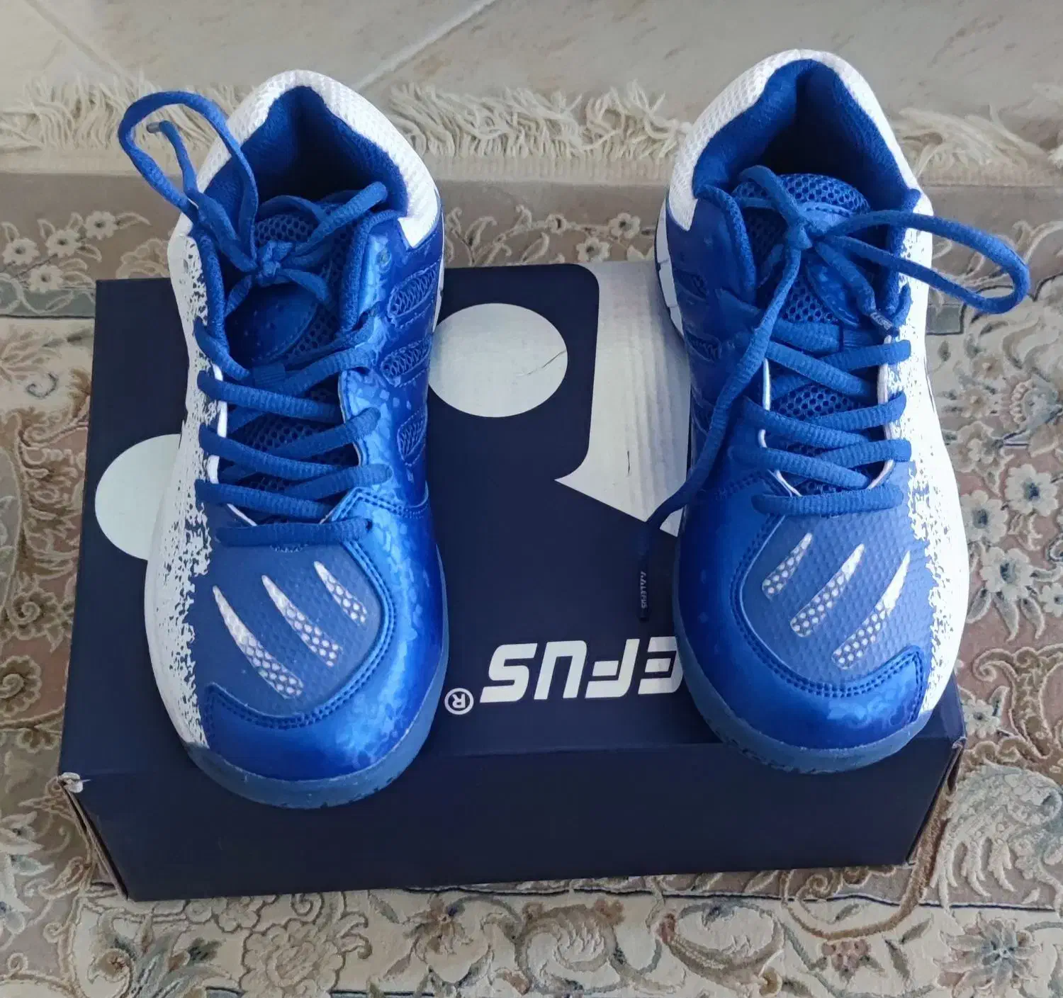 کفش ورزشی خارجی مارک LEFUS شماره ۳۷|کیف، کفش، کمربند|جم, |دیوار