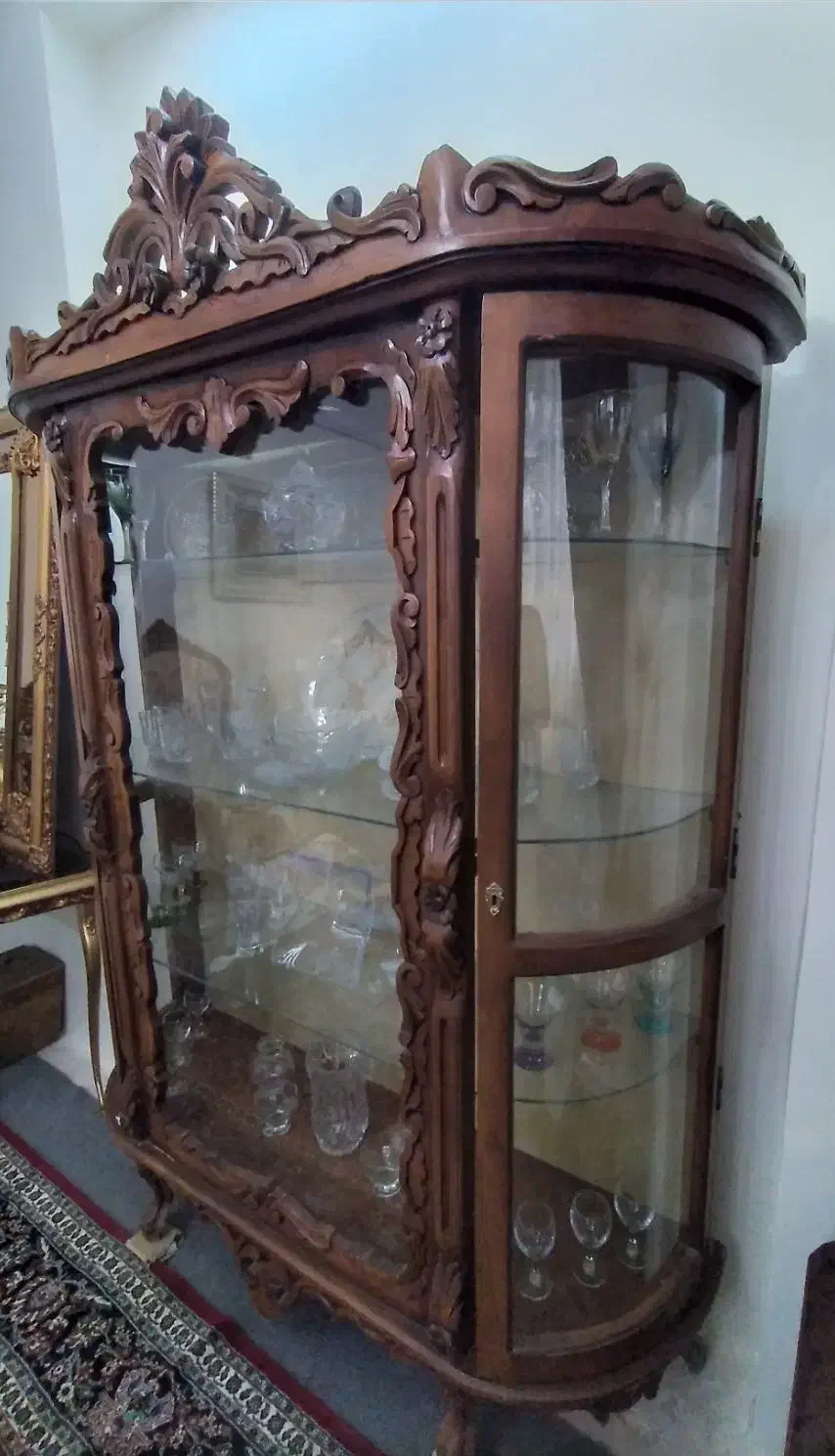 گنجه چوبی منبت کاری|بوفه، ویترین، کنسول|قوچان, |دیوار