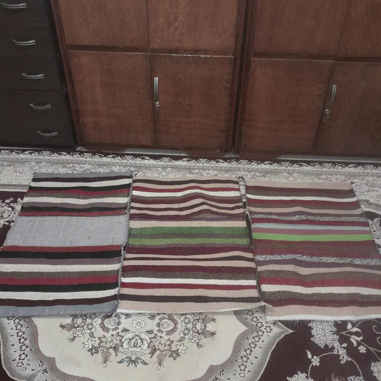 دستی بافتی دوستان|فرش|آق قلا, |دیوار