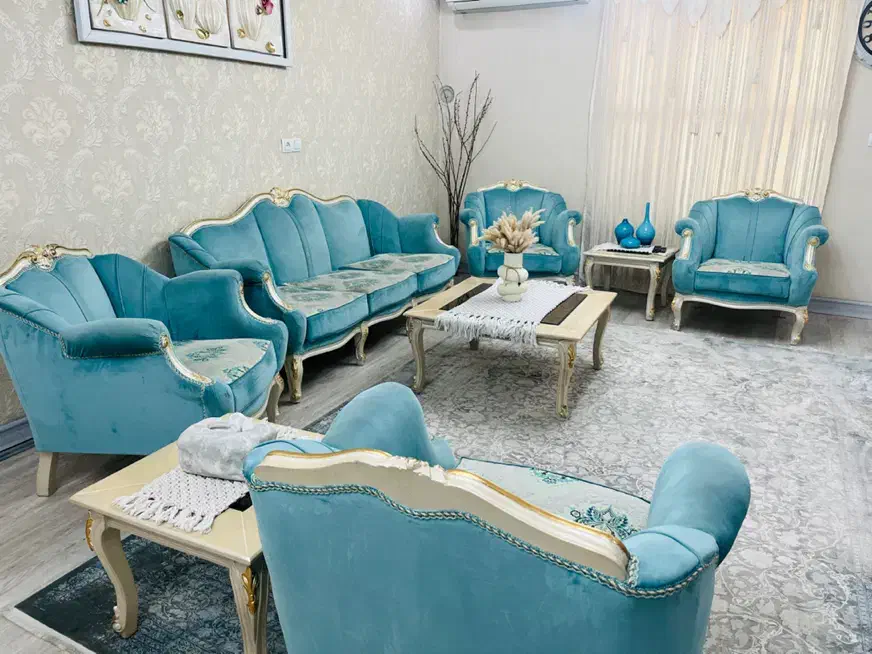 مبل هفت نفره با جلو مبلی و دو عسلی|مبلمان خانگی و میز عسلی|خرمآباد, |دیوار