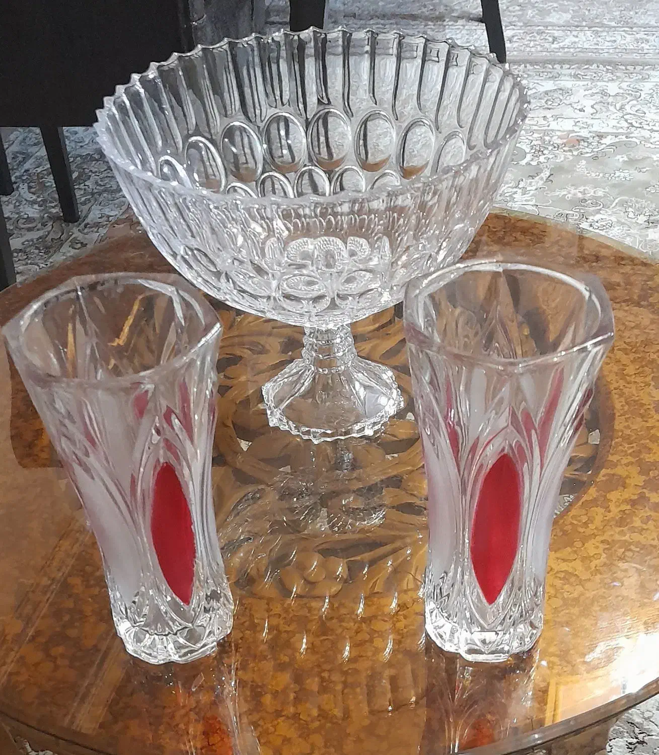 دو عدد گلدان و یک میوه خوری و یک گلیم فرش|گلیم، جاجیم، گبه|اندیشه, اندیشه فاز ۳|دیوار