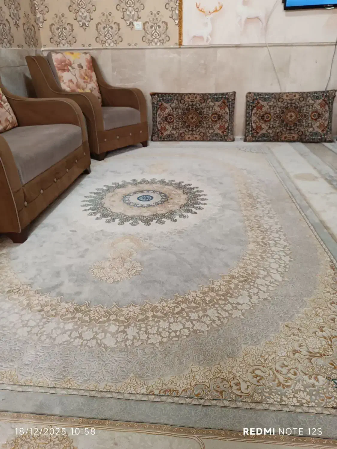 فرش دسته دو در حد نوو|فرش|فریمان, |دیوار