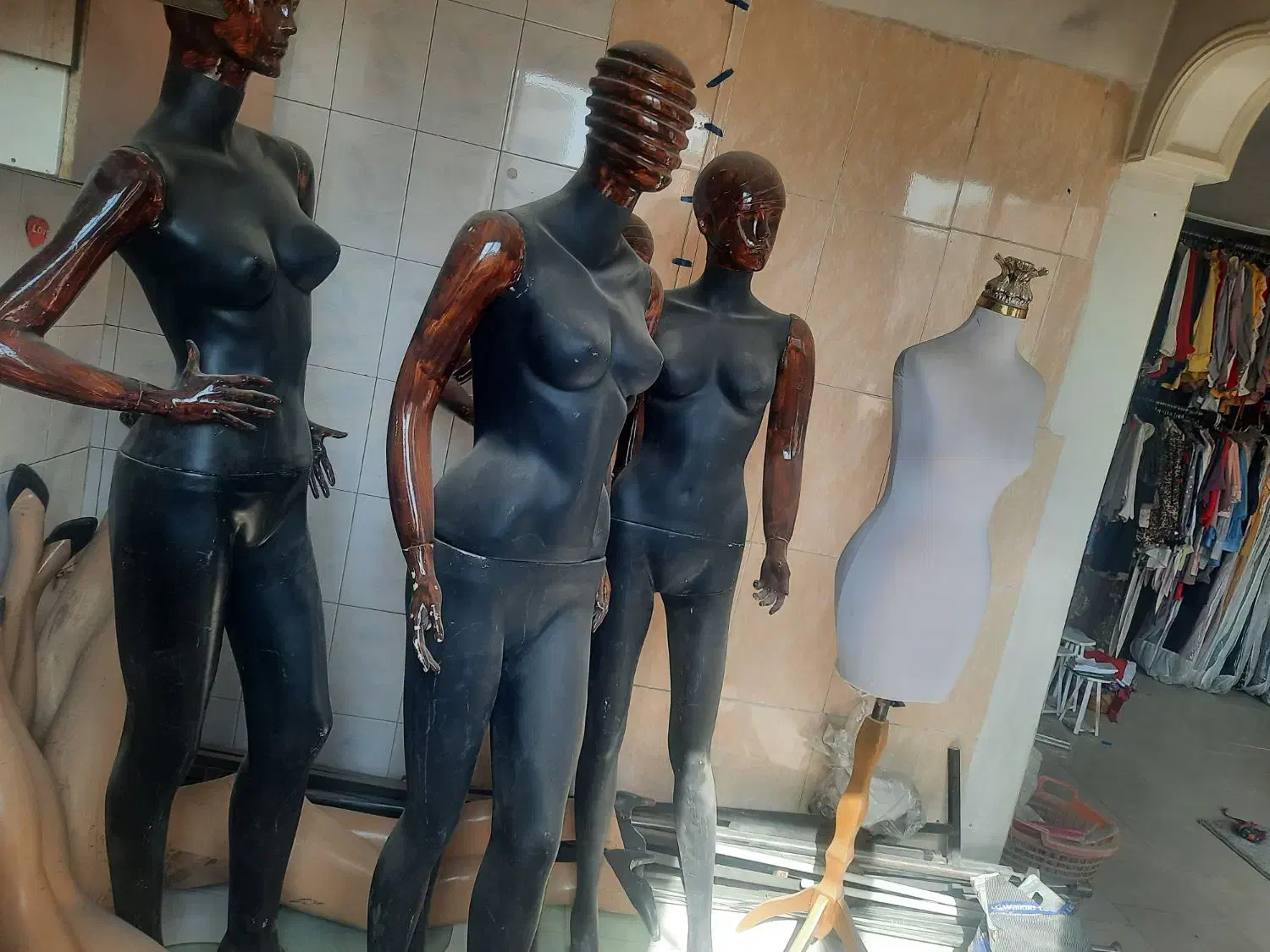 مانکن و وسایل فروشگاه|فروشگاه و مغازه|ری, دیلمان|دیوار