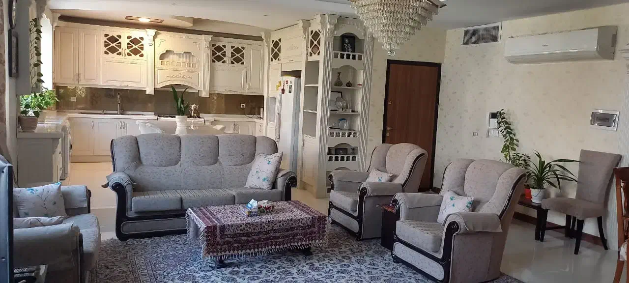 ۱۳۵ متر سه خواب/ تک واحدی/ ۶ ساله