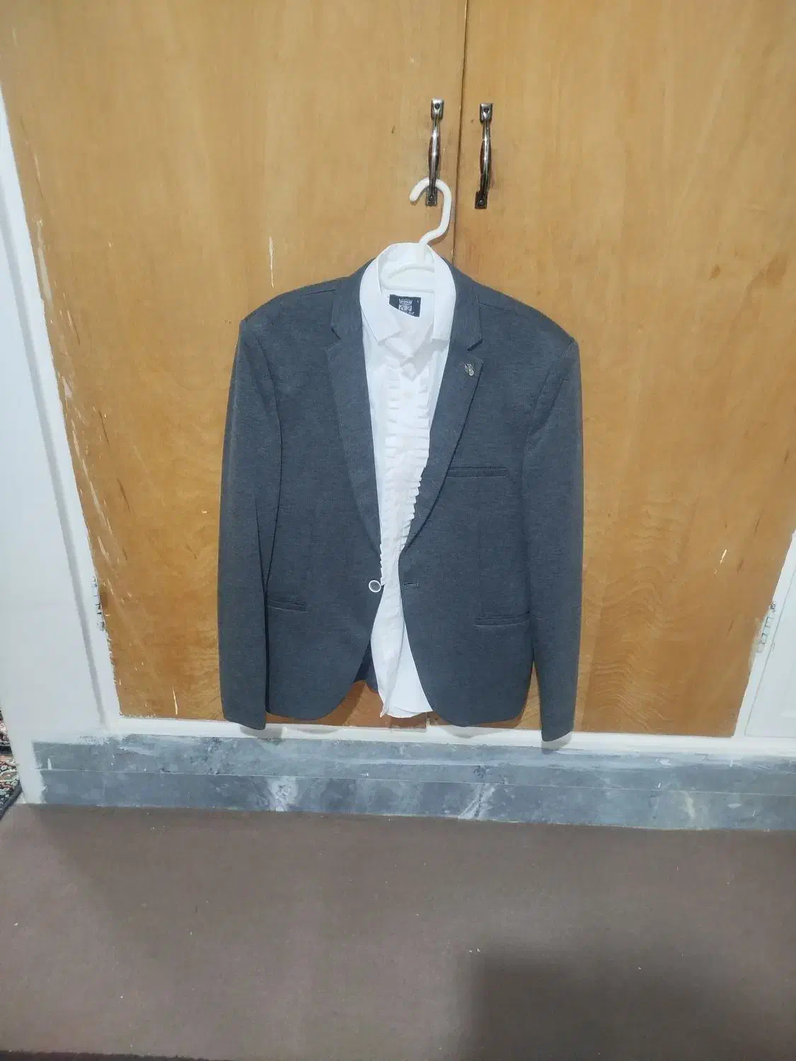 کت وشلوار|لباس|نظرآباد, نظرآباد|دیوار