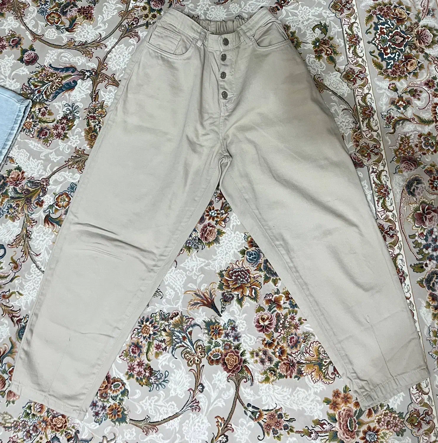 پوشاک|لباس|قرچک, مهدیه|دیوار