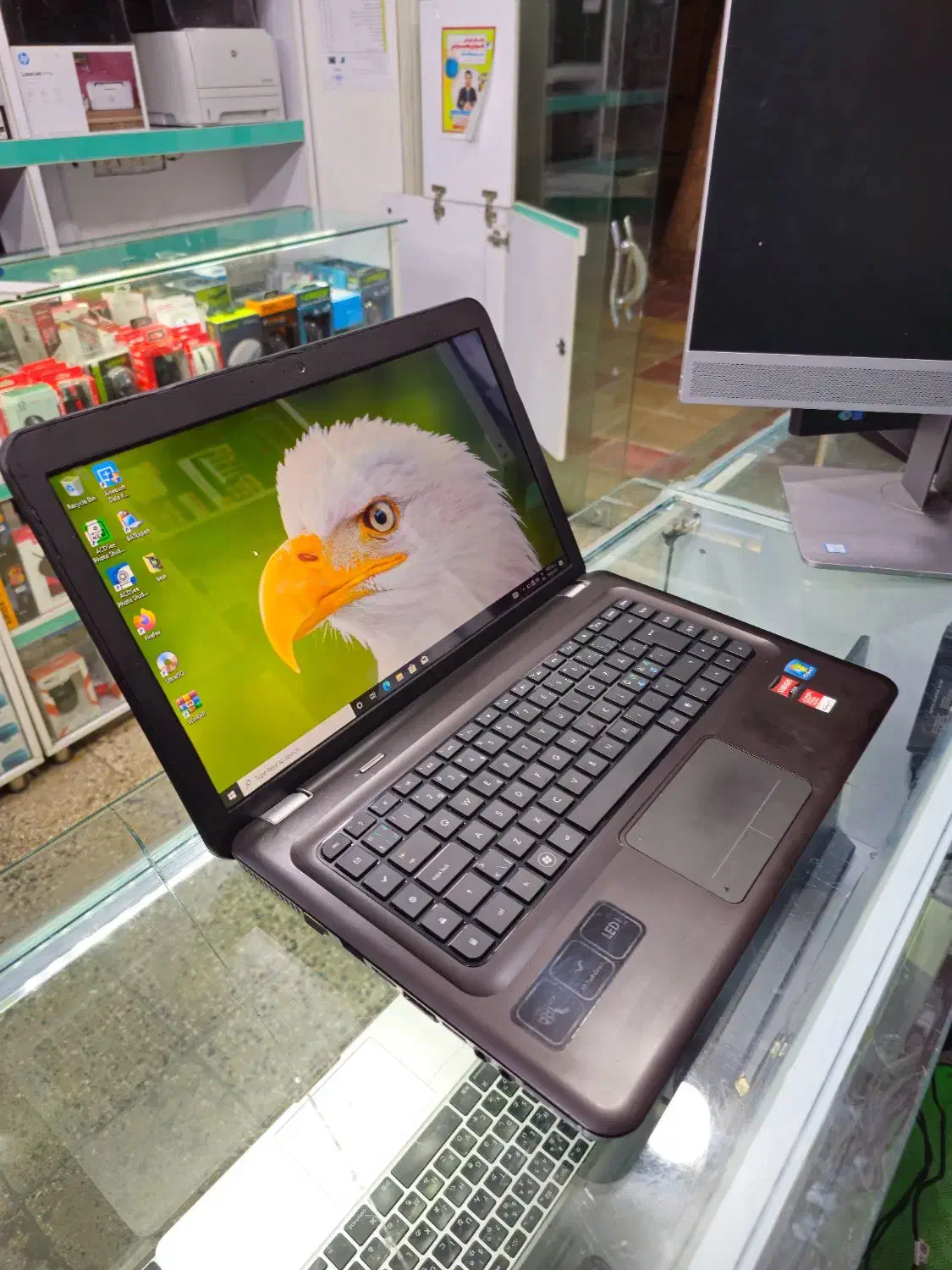 لپتاپ زیبای اقتصادی مارک HP رم ۸ هارد 240 SSD|رایانه همراه|یاسوج, |دیوار