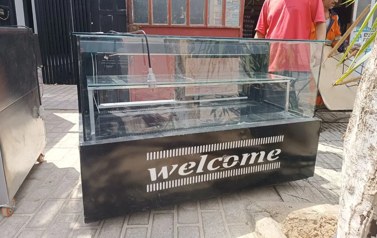 شوکیک|یخچال و فریزر|شیراز, فرهنگ شهر|دیوار