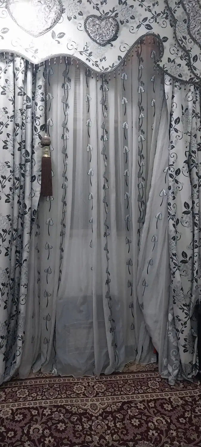 سلام پرده سالم و تمیز ۳متری بفروش میرسد|پرده، رانر، رومیزی|اهواز, پردیس دو|دیوار