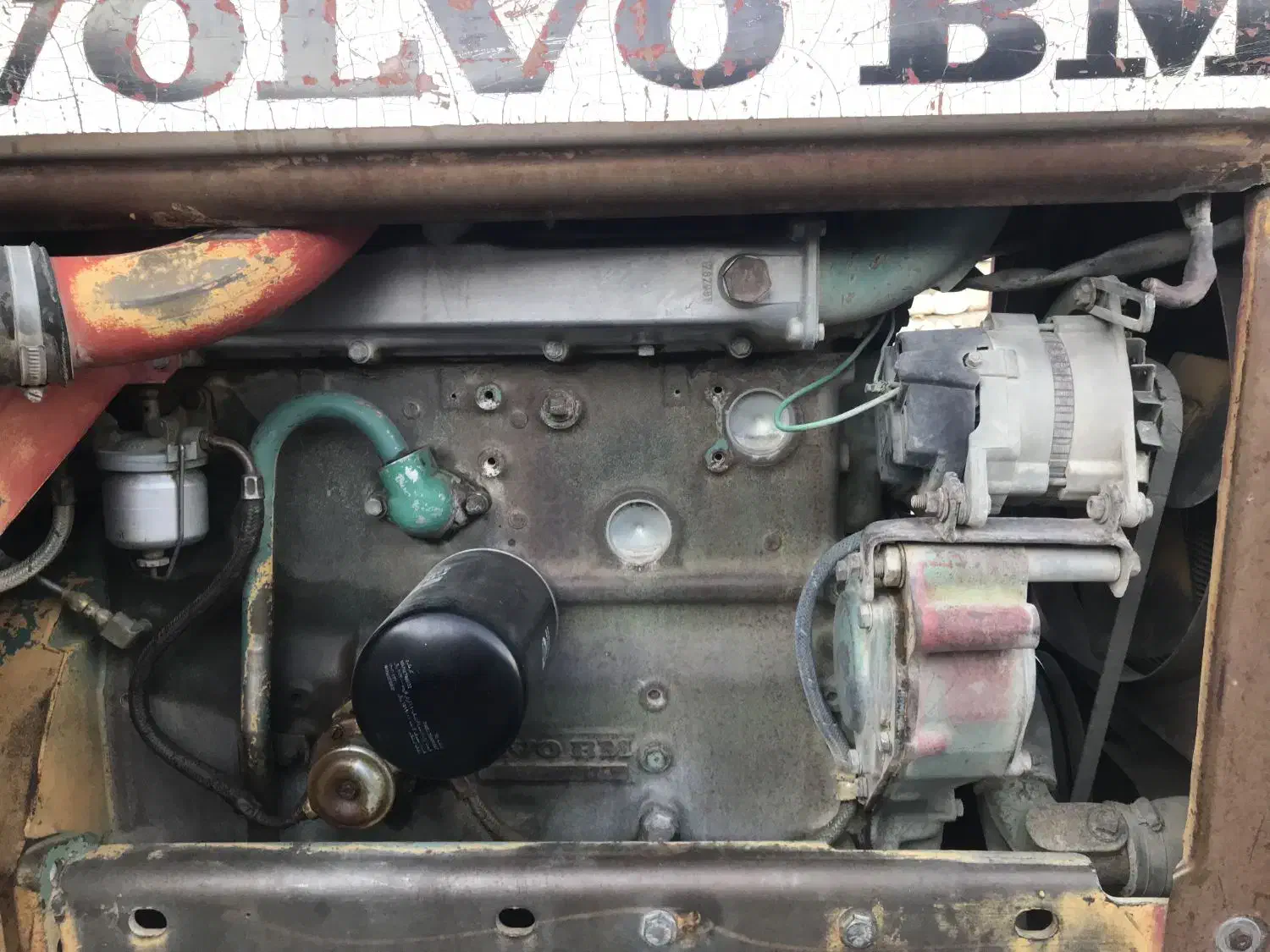 تراکتور بی ام ولوو ۴ سیلندر|خودرو سنگین|درب گنبد, |دیوار