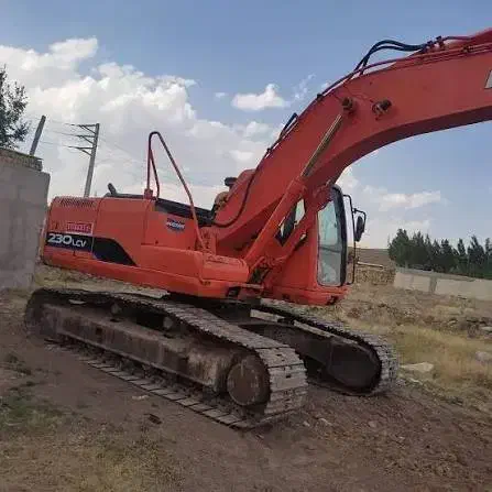 بیل مکانیکی دوسان سولار ۲۰۰۹|خودرو سنگین|اسلام‌شهر, شهرک امام حسین (میان آباد)|دیوار