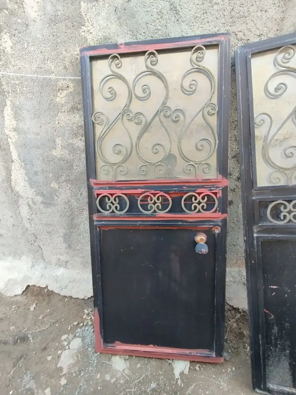 دروازه ارتفاع 1.90 عرض 1.30|مصالح و تجهیزات ساختمان|بلبان آباد, |دیوار