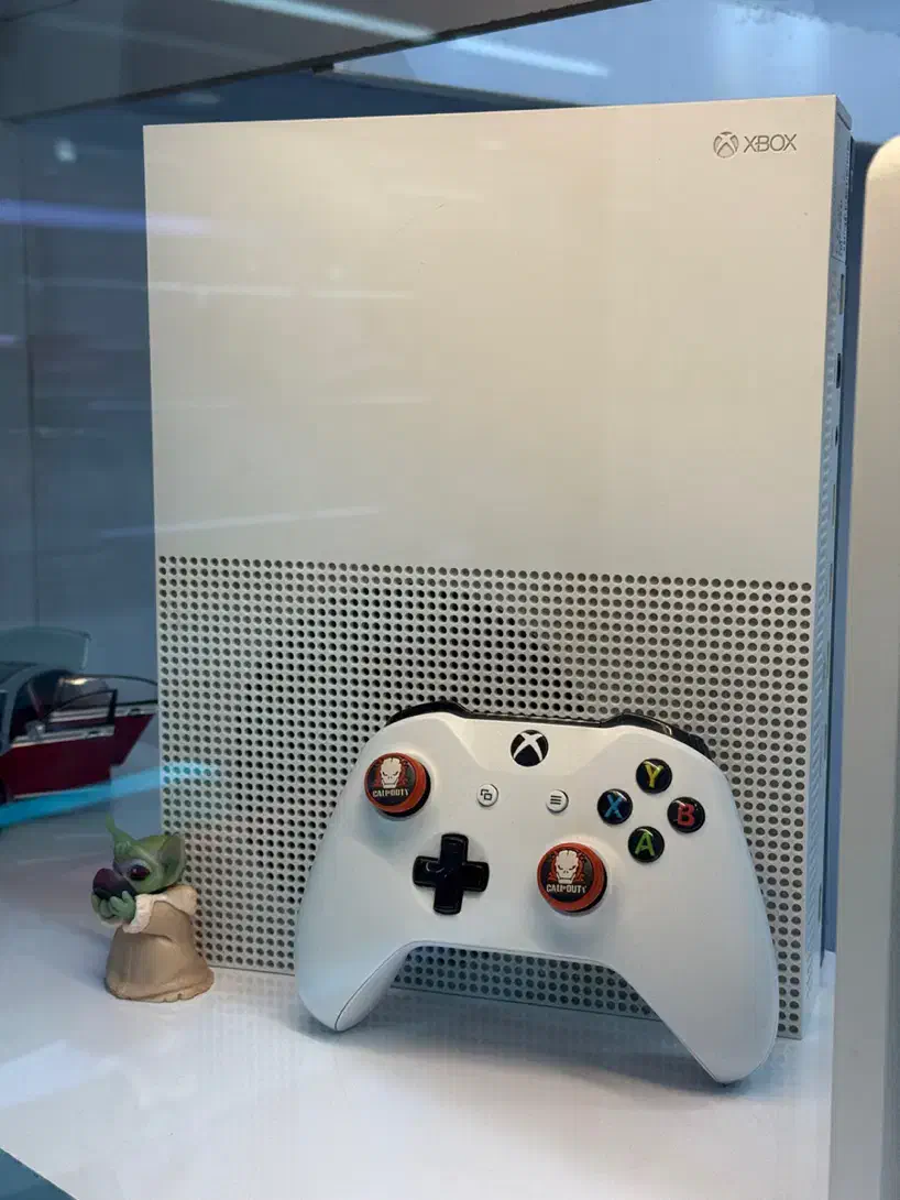 XBOX one1 s|کنسول، بازی ویدئویی و آنلاین|اهواز, نادری|دیوار