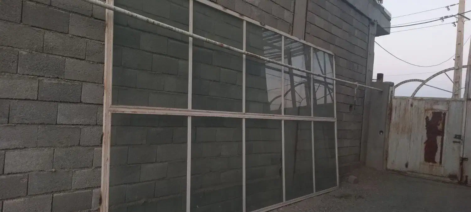 شیشه ثابت سالم|مصالح و تجهیزات ساختمان|کامیاران, |دیوار