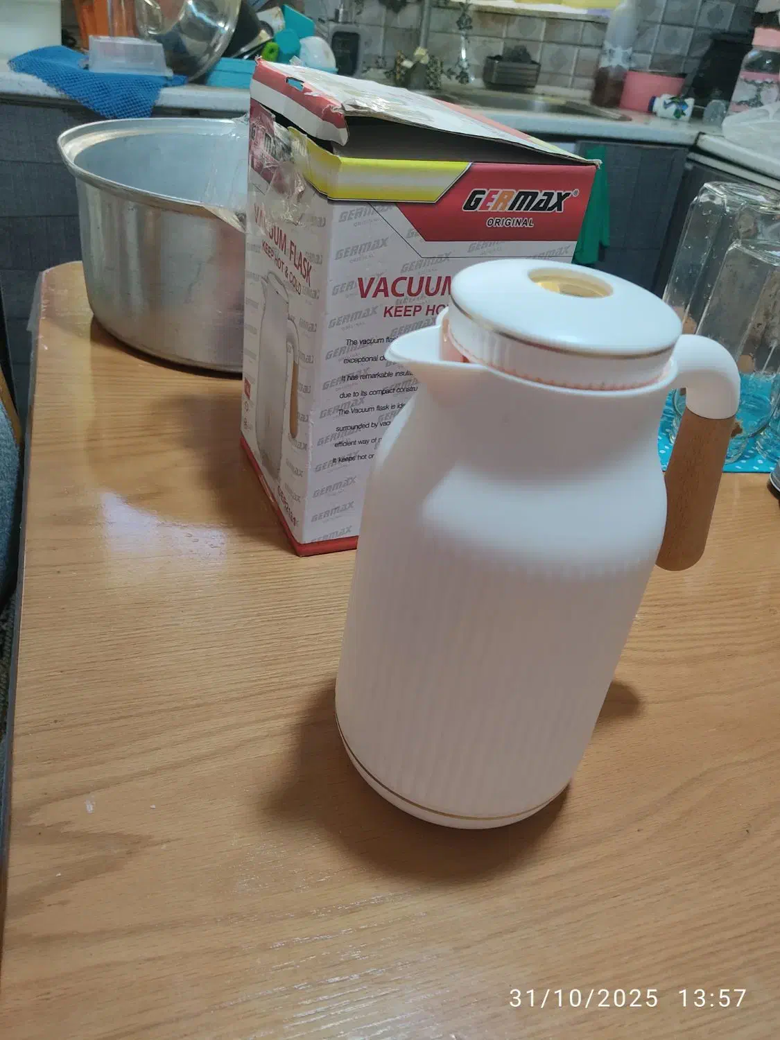 فلاسک خارجی وبسیارزیبا|قوری، کتری، قهوهساز دستی|بجنورد, |دیوار