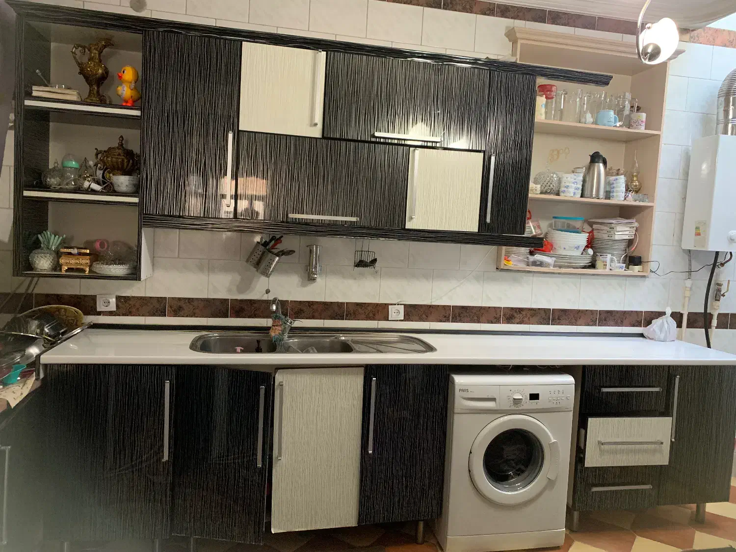 کابینت های گلس دست دوم|آب‌چکان و نظم‌دهنده ظروف|مرند, |دیوار