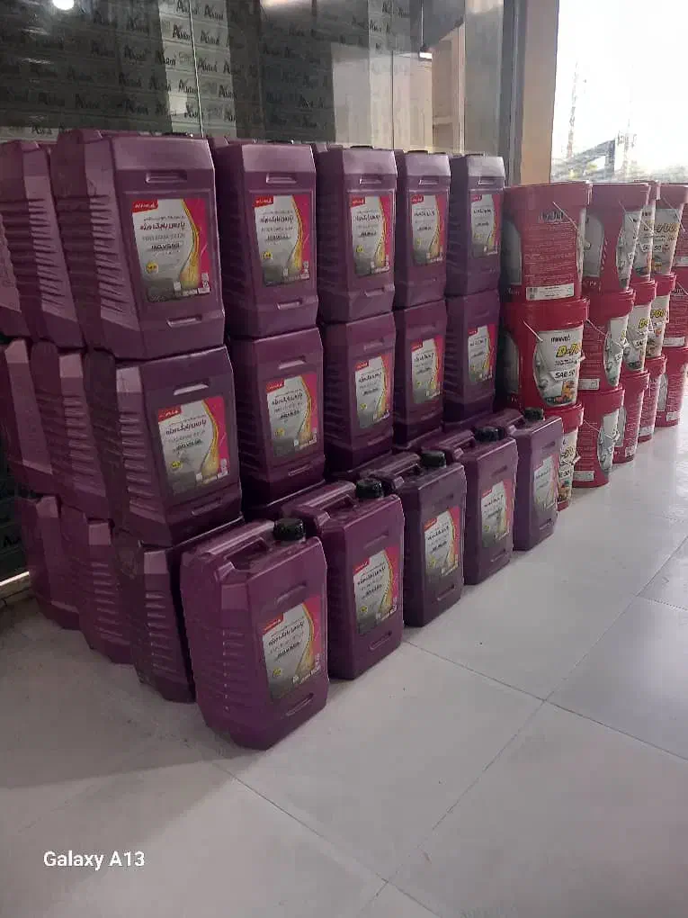 پخش روغن موتور شرکتی و صنعتی|عمده‌فروشی|باقرشهر, |دیوار