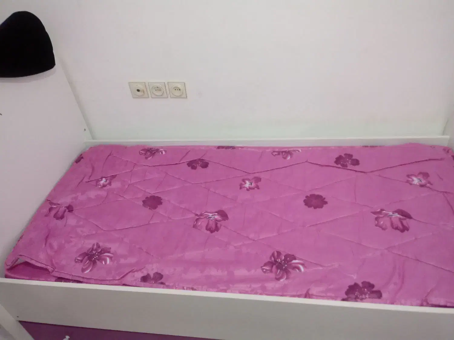 تخت با تشک|تخت و سرویس خواب|لاهیجان, شهرک سلمان فارسی|دیوار