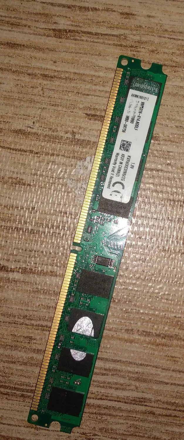 رم ۲ گیگ ddr2 مارک کینگینسون|قطعات و لوازم جانبی رایانه|قم, قلعه یزدیها|دیوار