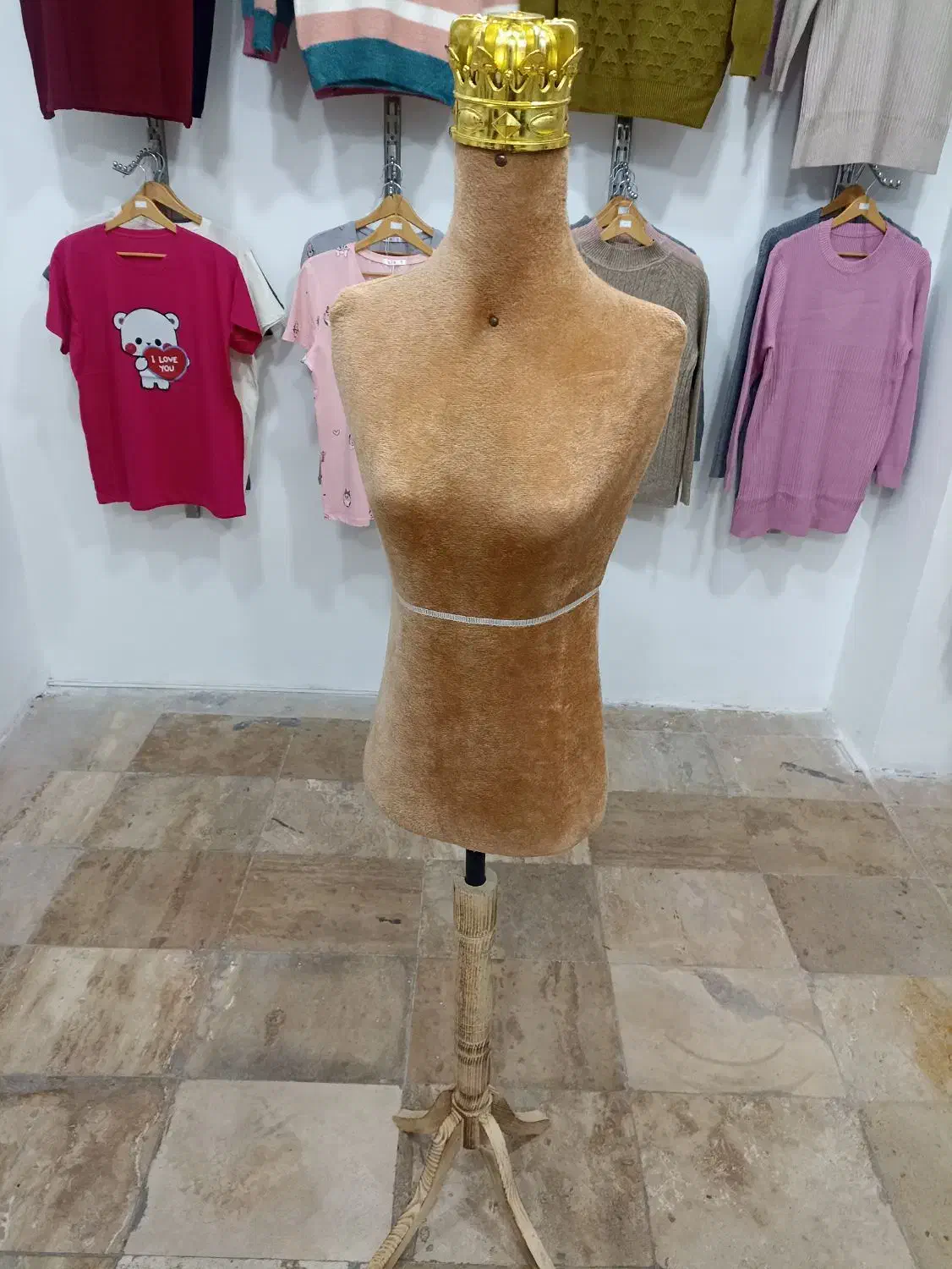 مانکن.رگال|فروشگاه و مغازه|قم, پردیسان|دیوار