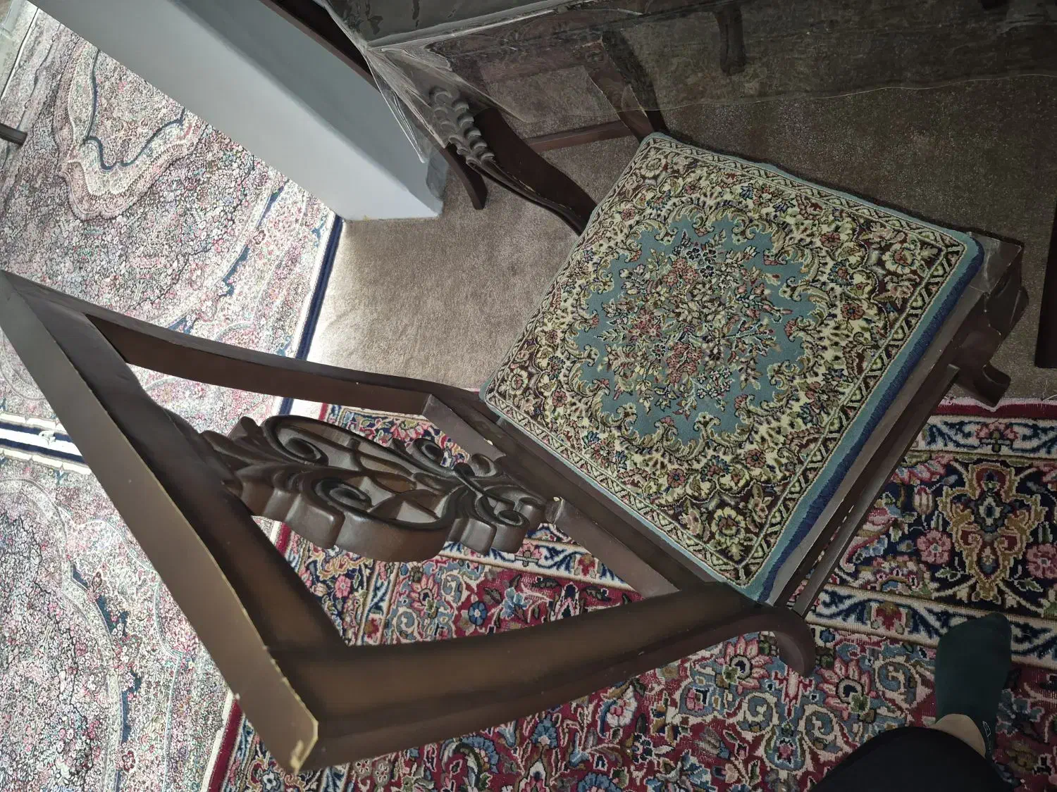 میز نهار خوری قالی ۸ نفره|میز و صندلی غذاخوری|کرمان, |دیوار