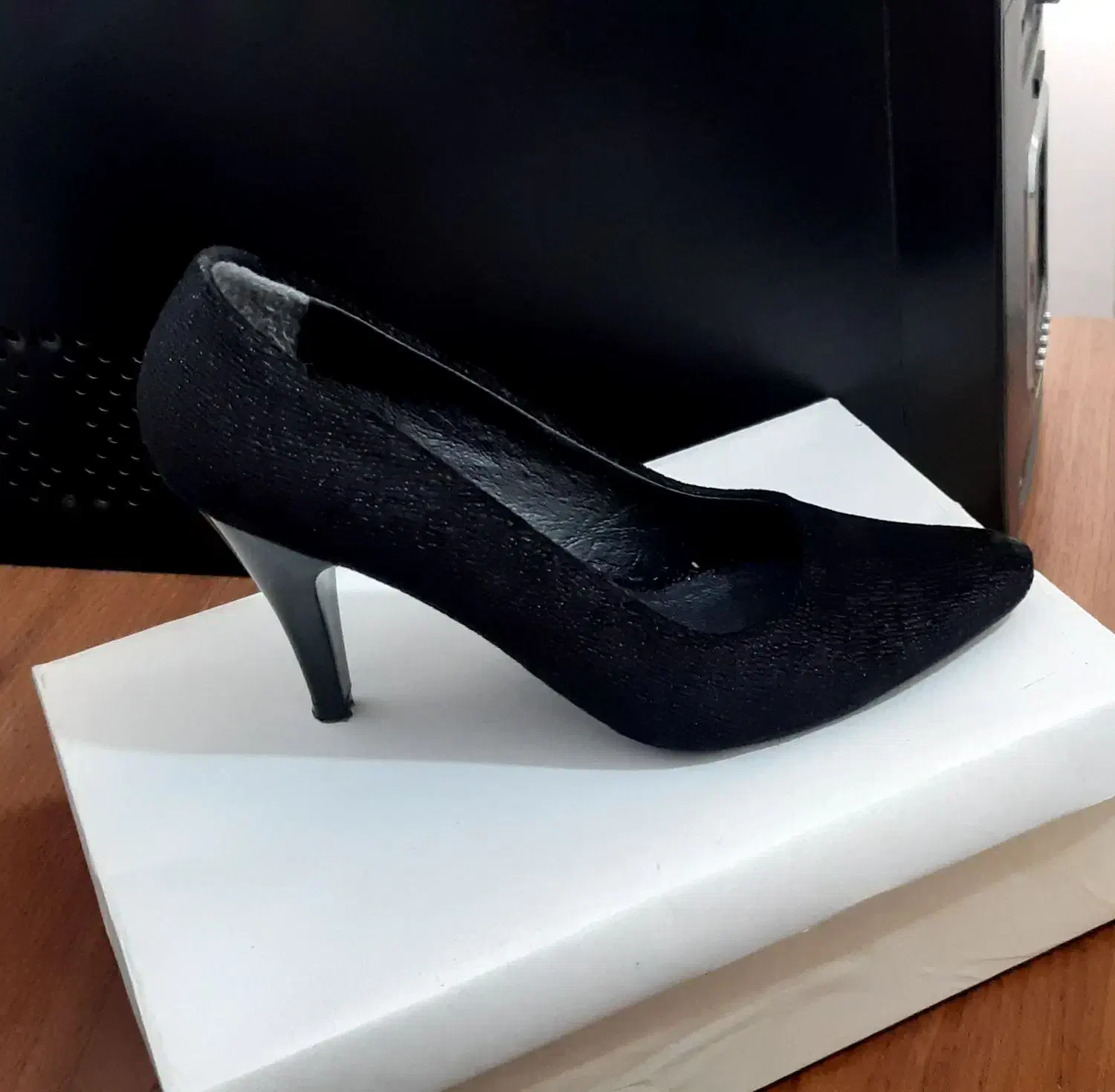 کفش مجلسی|کیف، کفش، کمربند|کوهنانی, |دیوار