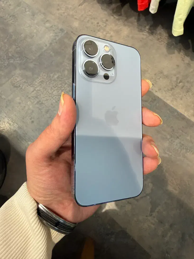 iphone 13 pro|موبایل|تهران, فردوسی|دیوار