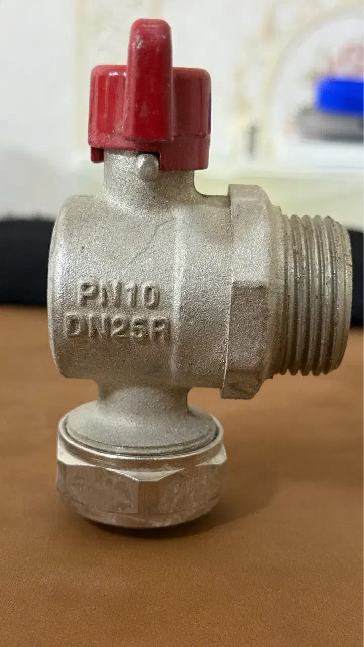 شیر نیوپایپ|مصالح و تجهیزات ساختمان|آبپخش, |دیوار