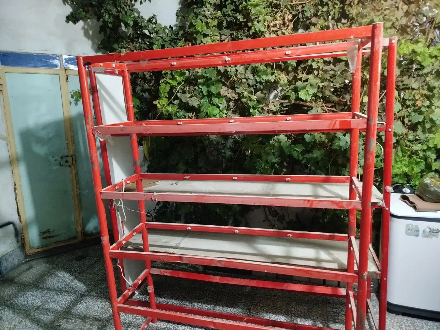 قفسه ی ویترین|صنایع دستی و سایر لوازم تزئینی|خرم‌آباد, |دیوار