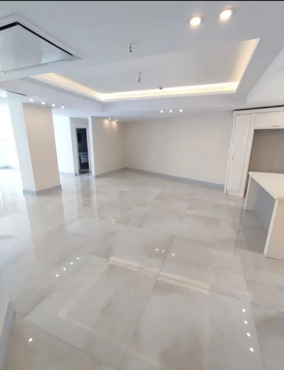 الهیه 185متر مدرن 3خواب2مستر 2پارکینگ سندی