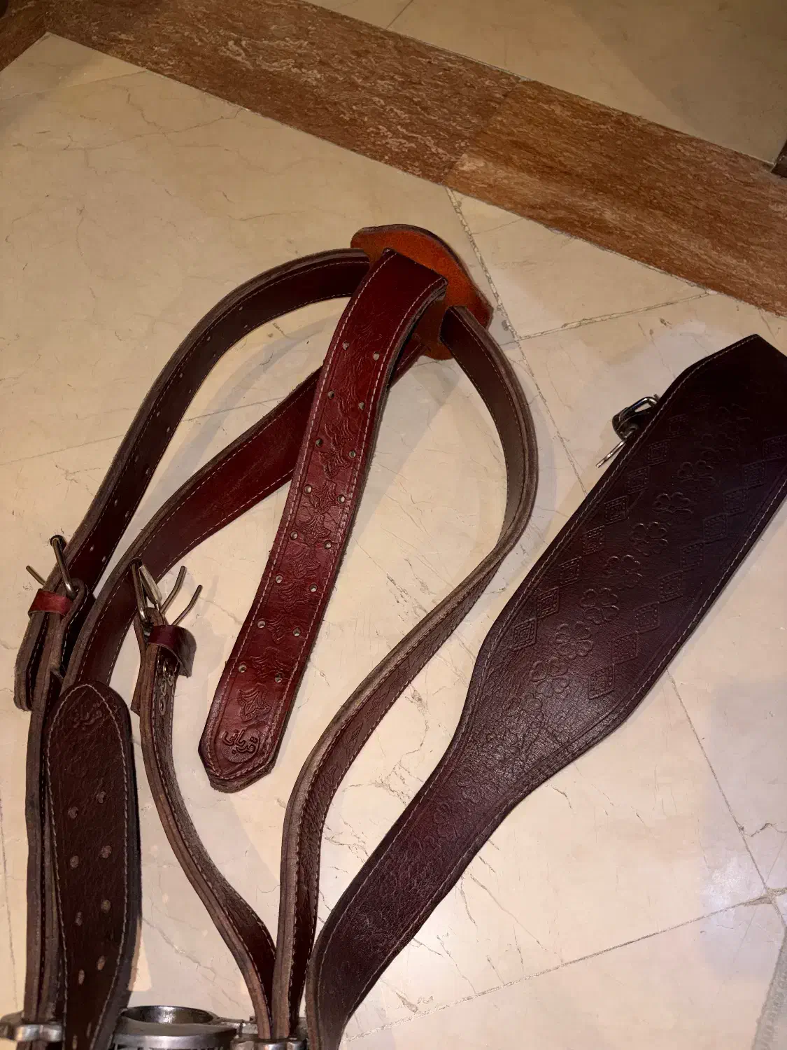 هیکلی علامت|کلکسیون اشیاء عتیقه|تهران, نیلوفر|دیوار